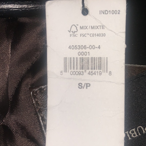 An aviator inspired leather jacket with faux sherpa collar. - Picture 6 of 6